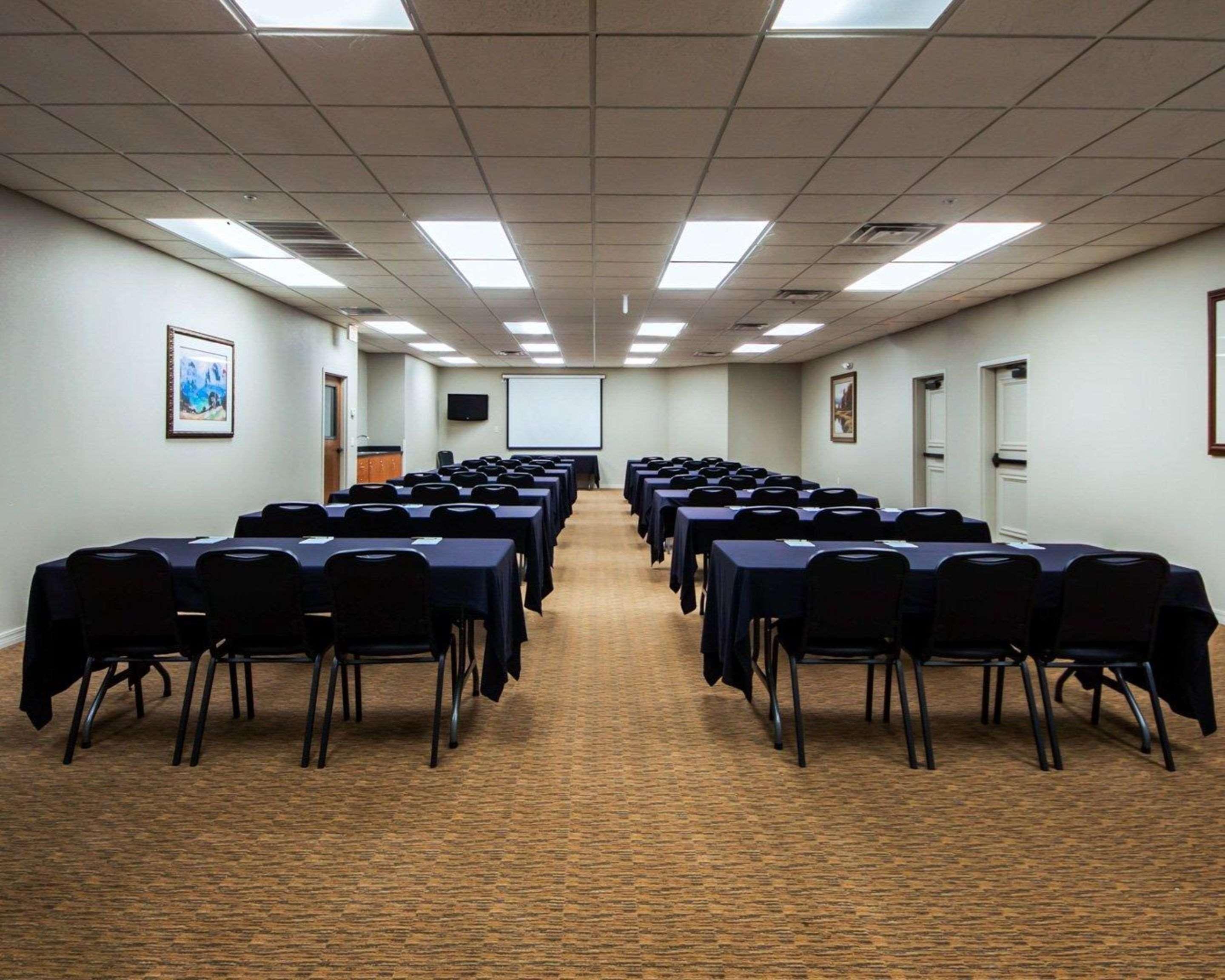 Sleep Inn & Suites Edmond Near University Bagian luar foto