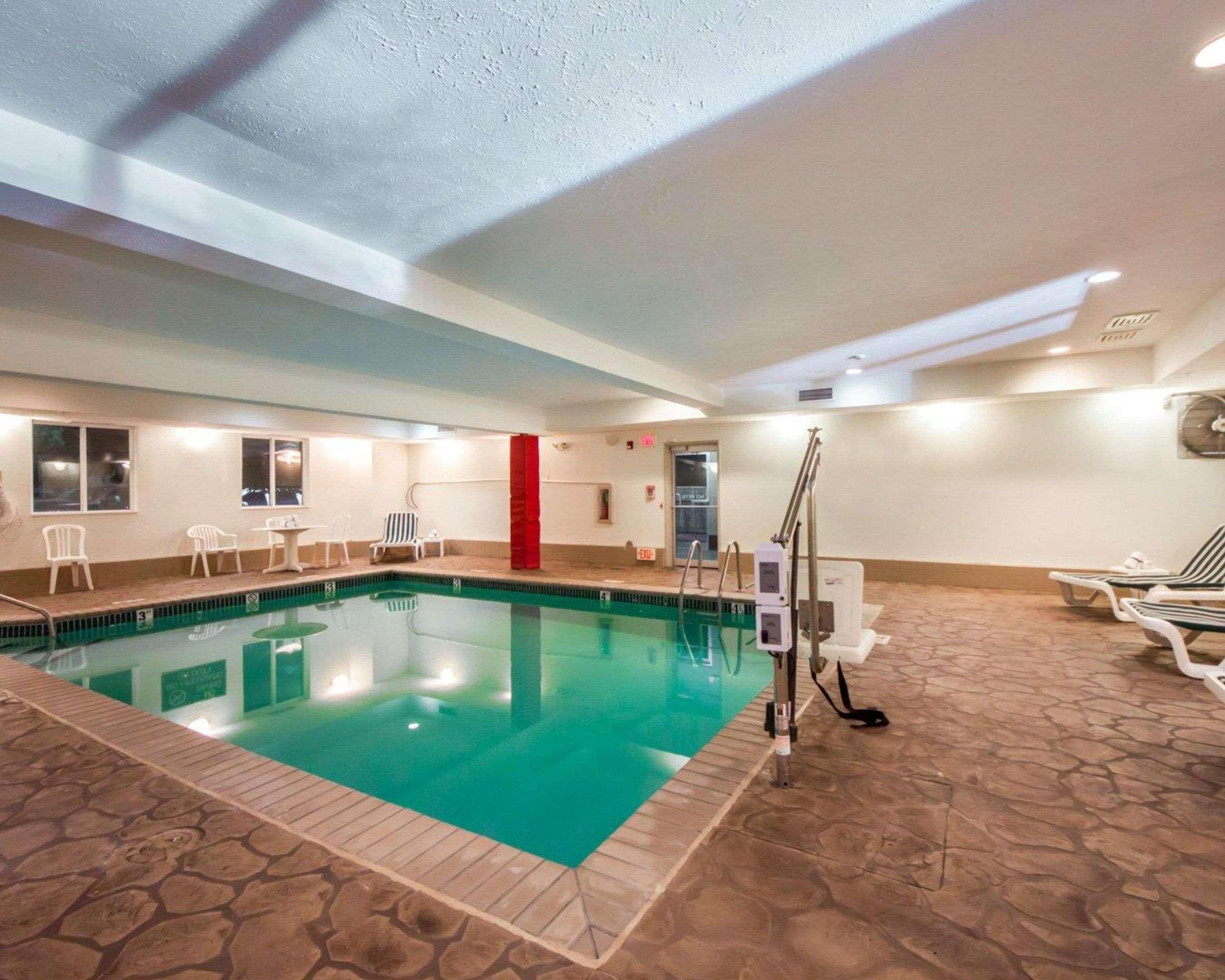 Sleep Inn & Suites Edmond Near University Bagian luar foto